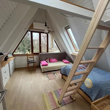 Nurdachzeit – In Schellbronn Ferienhaus *