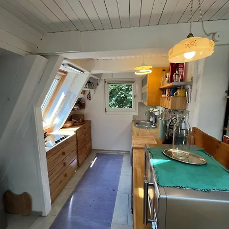 Nurdachzeit – In Schellbronn